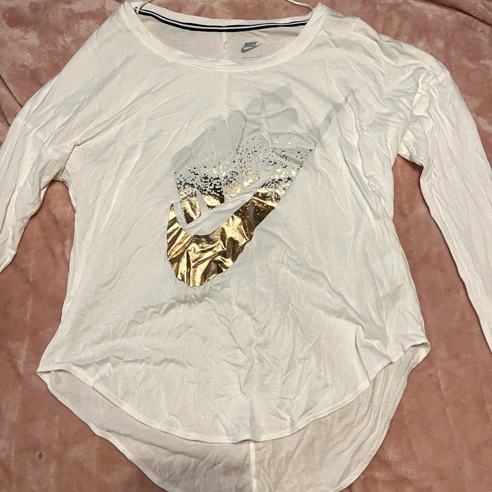 Womens long sleeve Nike tee